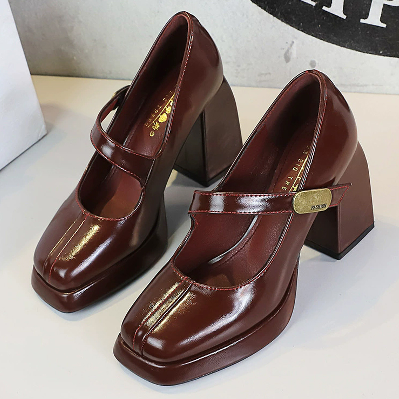 Shoe Tree - BIGTREE Ayakkabı Retro Tıknaz Kadın Pompaları